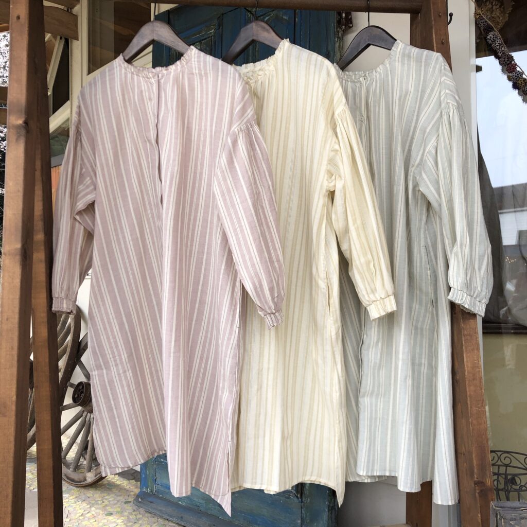 春らしいストライプのワンピ入荷しました