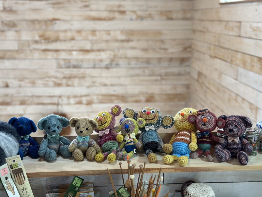 可愛い編み物小物が続々、、😍